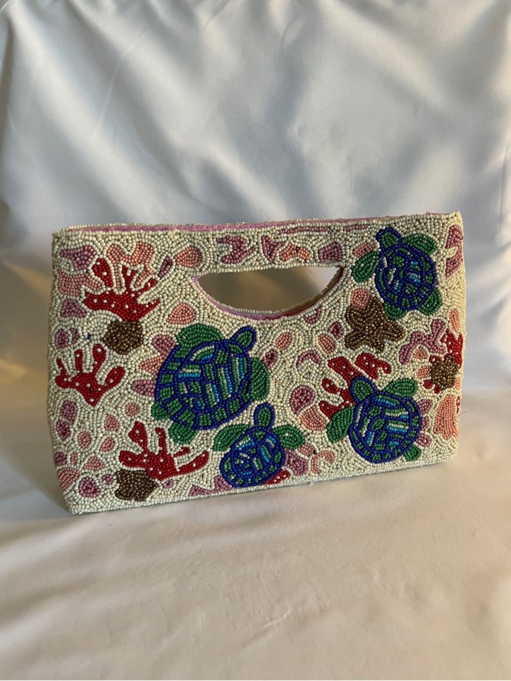 America & Beyond - Beaded Turtle Cutout-Handle Clutch